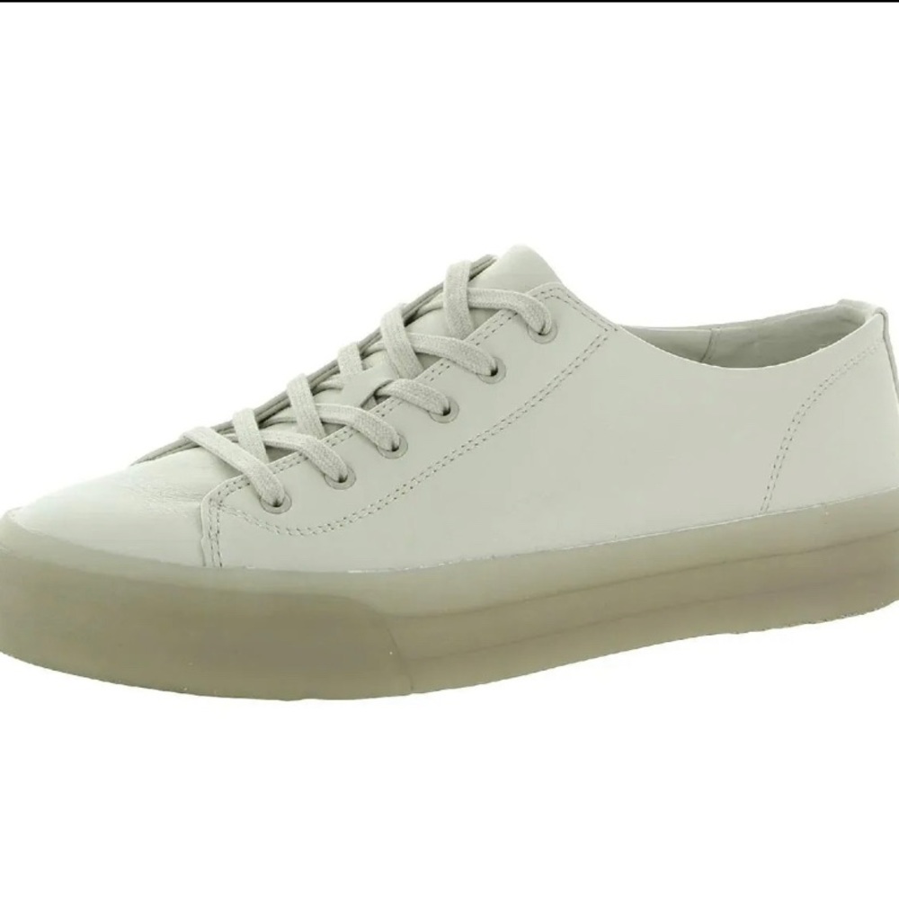 Vince Heaton Off White Leather Sneakers sz 9